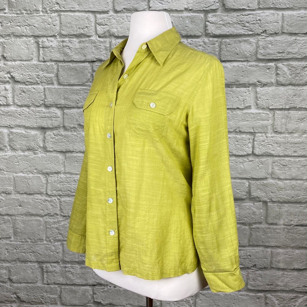 Chico's Spring Green Linen Button Down - Picture 3 of 5